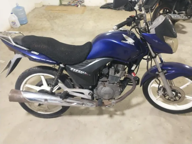 Honda Titan 2012 vendo ou troco em carro
