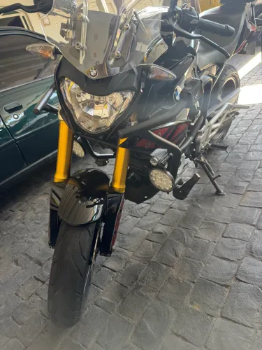 BMW G 310R