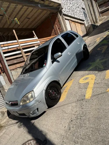 Chevrolet Corsa Hat. Premium 1.4 8V Econoflex 5P 2009