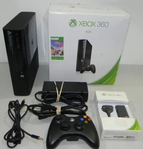 Vendo xbox 360 conservando