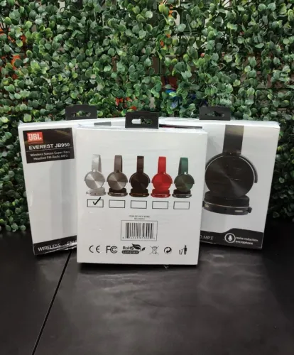 FONE JBL 950 <br><br>$80,00<br><br>*Bluetooth <br>*Cartão de memória <br>*Rádio FM