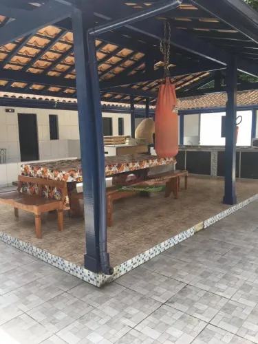 Pousada com 14 dormitórios e restaurante à venda, 750 m² por R$ 3.710.000 - Região Central