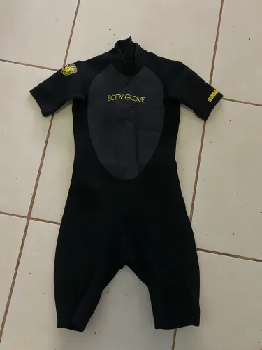 Roupa de Mergulho Body Glove Shorty 2mm Youth 16 - Excelente Estado