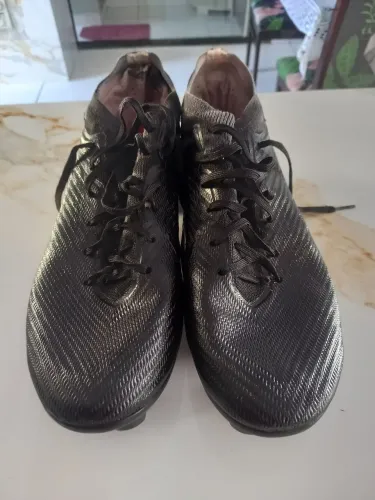 Chuteira nike número 43