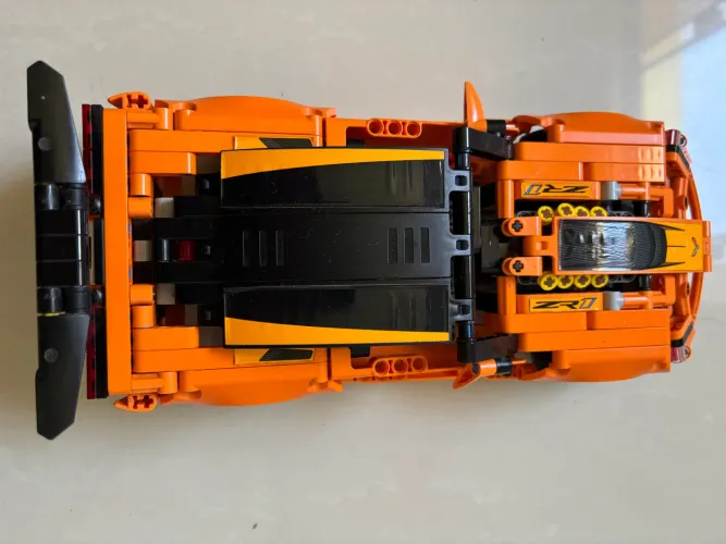 LEGO TECHNIC 42093 - GM CORVETE