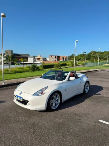 Nissan 370Z 3.7 Coupe V6 24V 2P Aut. 2011