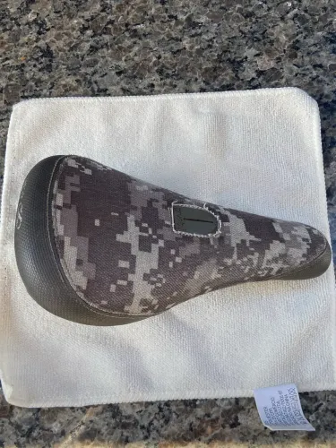 Banco prox pivotal bmx camuflado 