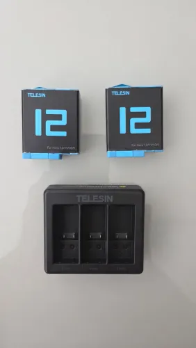 Carregador tri, 2 baterias para Go pro 9, 10, 11 e 12, Telesin azul