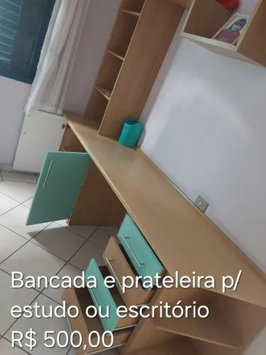 Bancada e prateleira p/estudo