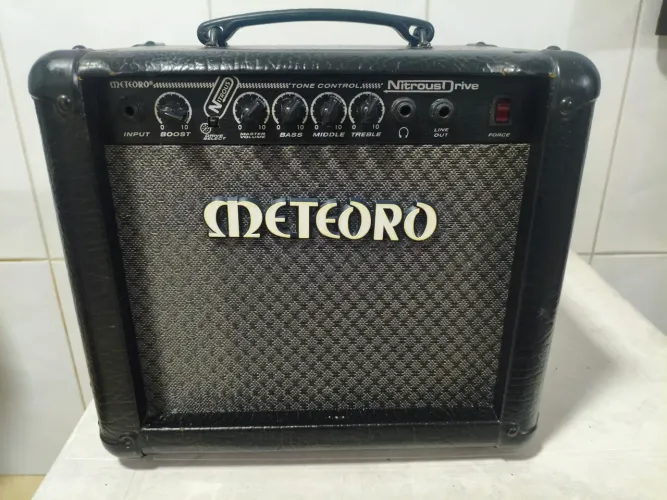 Cubo de guitarra Meteoro Nitrous Drive