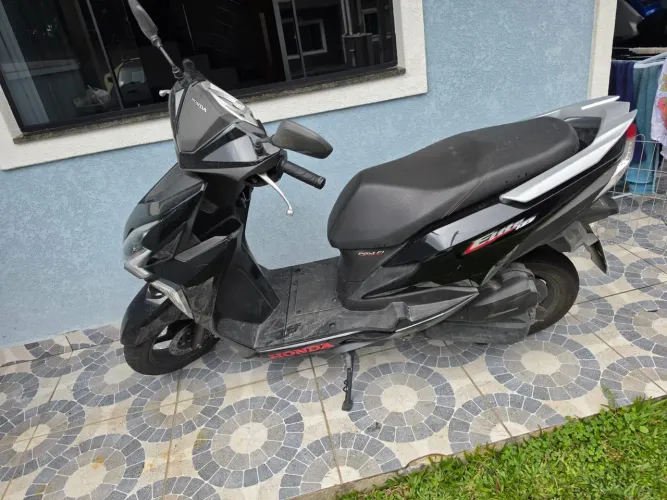 Honda elite