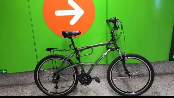 Bicicleta Caloi Confort Aro 26 + Retrovisores e Capa de Proteção