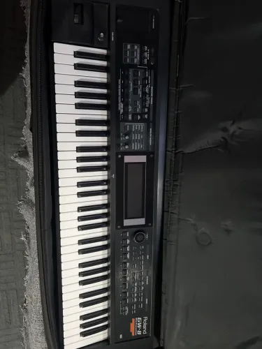 Roland Gw8