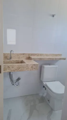 Sobrado com 4 dormitórios à venda, 193 m² por R$ 1.050.000 - Condomínio Malibu - Caçapava/