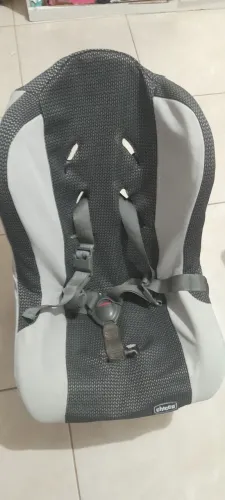 Cadeirinha retrátil de 0 a 4 anos