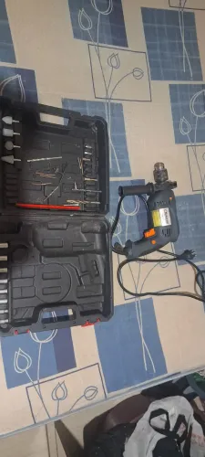 Furadeira e parafusadeira 