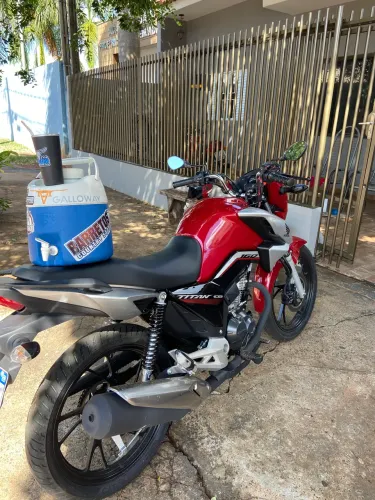 Titan 160 Especial 40 anos 