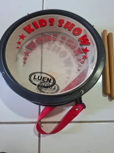 Tamborim Luen.