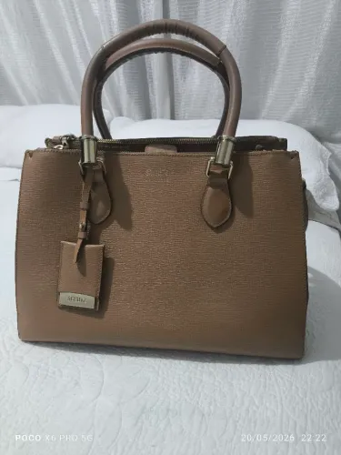 Bolsa Schutz 