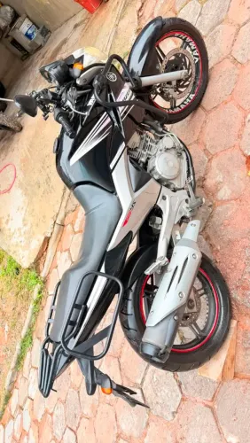 Fazer 250 2013 flex super econômica sou o terceiro dono apenas venda só transferir