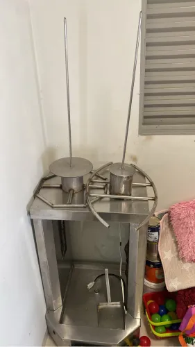 Churrasqueira de churrasco grego