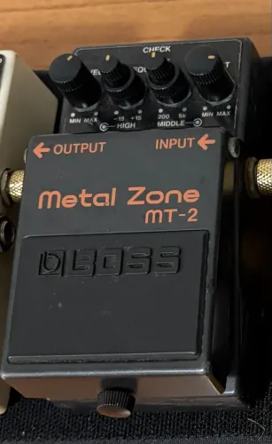 Metal zone mt2