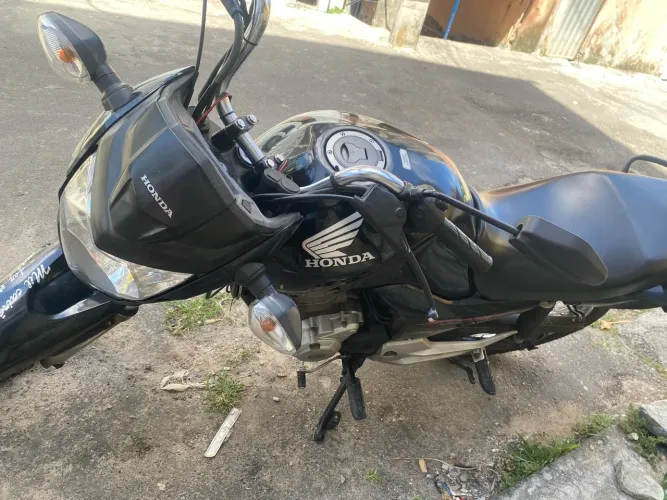 Vendo uma starty único dono conservada