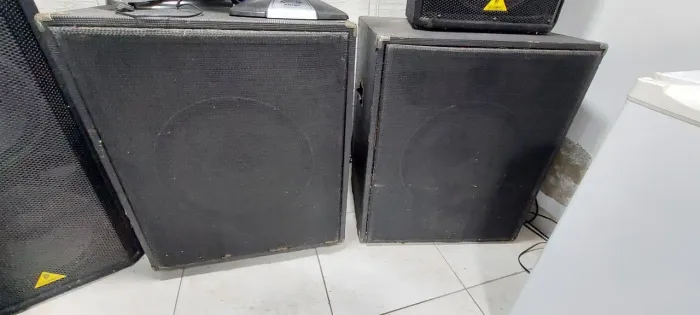 Par de Caixas graves de 18 polegadas