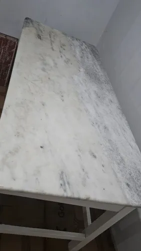 Mesa de mármore 