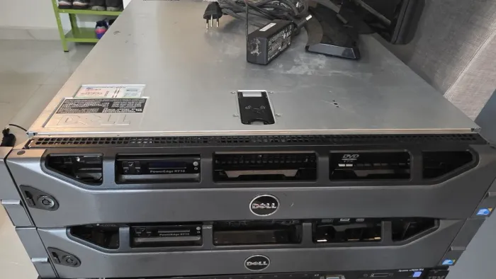 Servidor Dell R710 