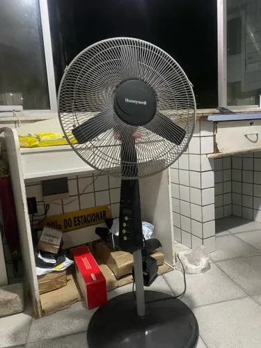Ventilador à venda para conserto