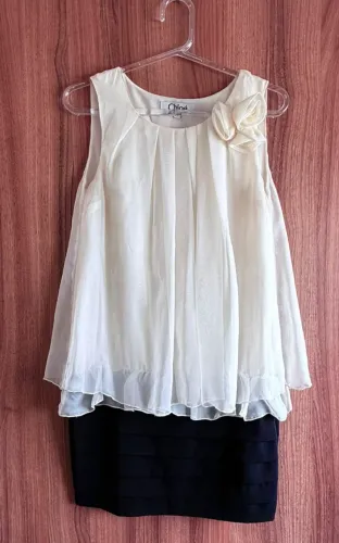 Vestido Chloé curto off-white com saia preta