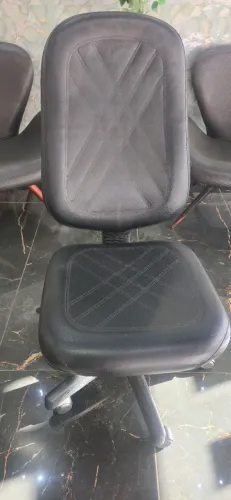 Cadeira e 2 poltronas  usadas