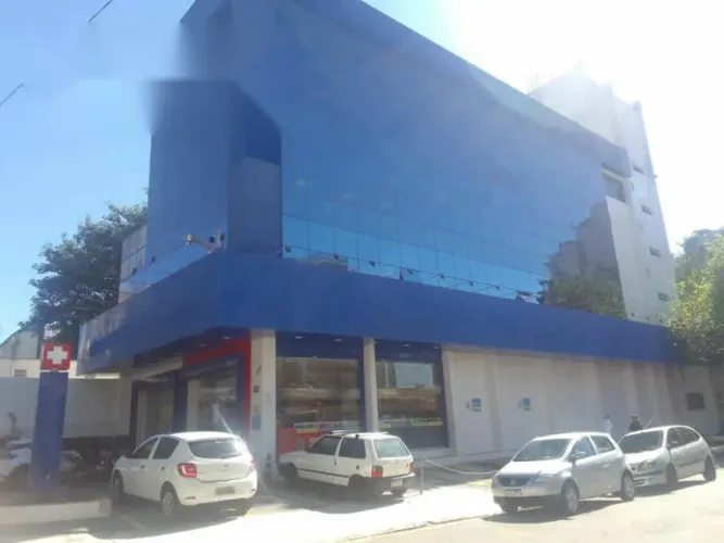Prédio comercial na Avenida Vital Brasil, 602 1760 m²
