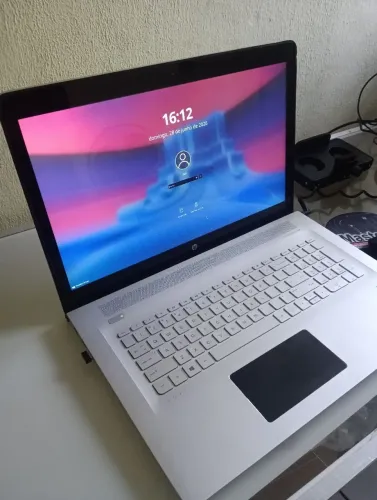 Notebook Hp envy com tela touché screen 17.3 polegadas 