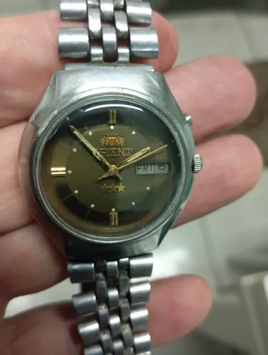 Relógio Oriente automático masculino antigo funcionando perfeitamente