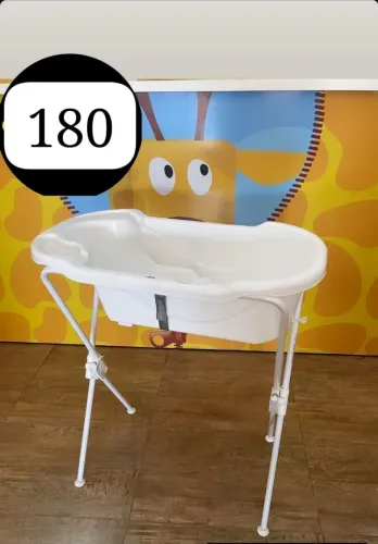 Banheira com suporte