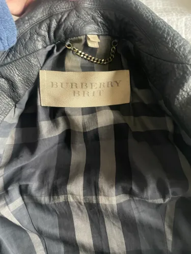 Jaqueta de couro legitimo Burberry