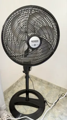 Ventilador de coluna Mondial 40cm