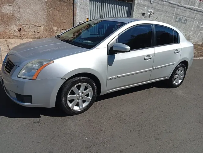Nissan Sentra S 2.0/ 2.0 Flex Fuel 16V Aut. 2008
