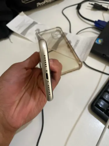 IPhone 11 branco 64 gb