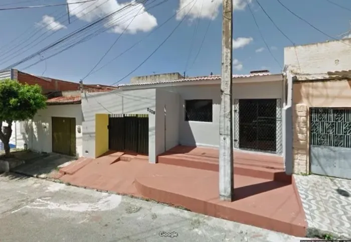 R$ 300 mil por R$ 189.990,00. Oferta Imperdível! Casa / Terreno 427m2 Quintas rua COEMA