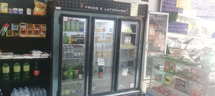 Freezer expositor vertical de 3 portas - Polofrio