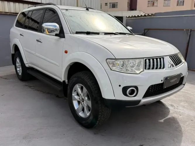 Mitsubishi Pajero Dakar HPE 3.2 4X4 T.I Dies 5P AUT 2012