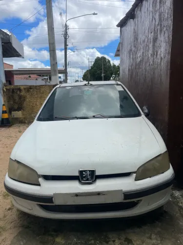 Peugeot 106 Soleil 1.0 5P 2000