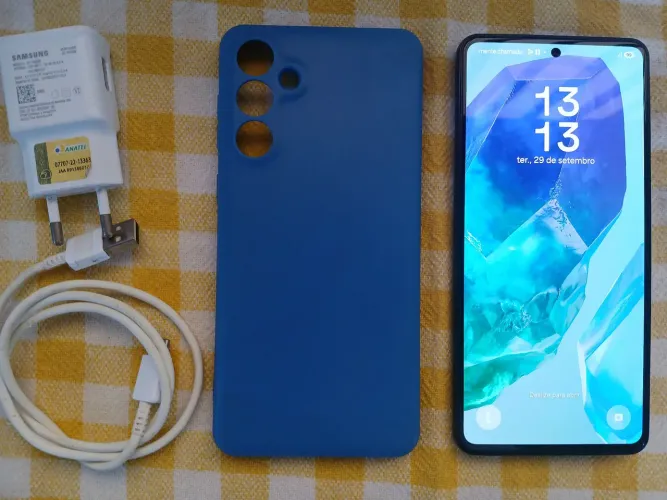 M55 5G 256 GB 08 GB RAM NFC