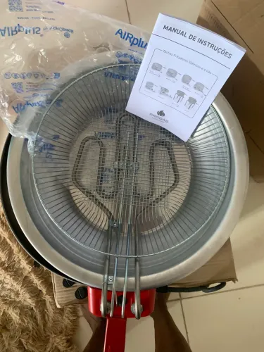 Vendo fritadeira elétrica pro gás e estufa de salgados Marchesoni 