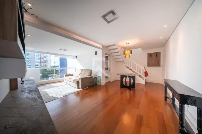 Cobertura Mobiliada Face Norte com Terraço e Spa, 3 Quartos e 192 m² para Locação - Ecovil