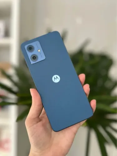 Moto g54 256 gb 12 RAM NFC 5g