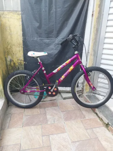 Vende-se Bicicleta Infantil Aro 20